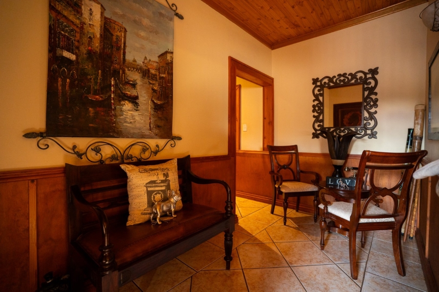 3 Bedroom Property for Sale in Flamwood North West